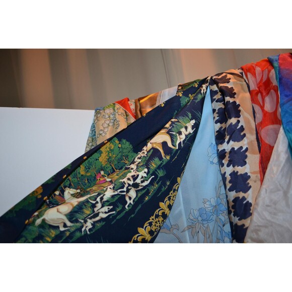 Bombshell to Boho Vintage Scarf Collection......Ten - Picture 6 of 8